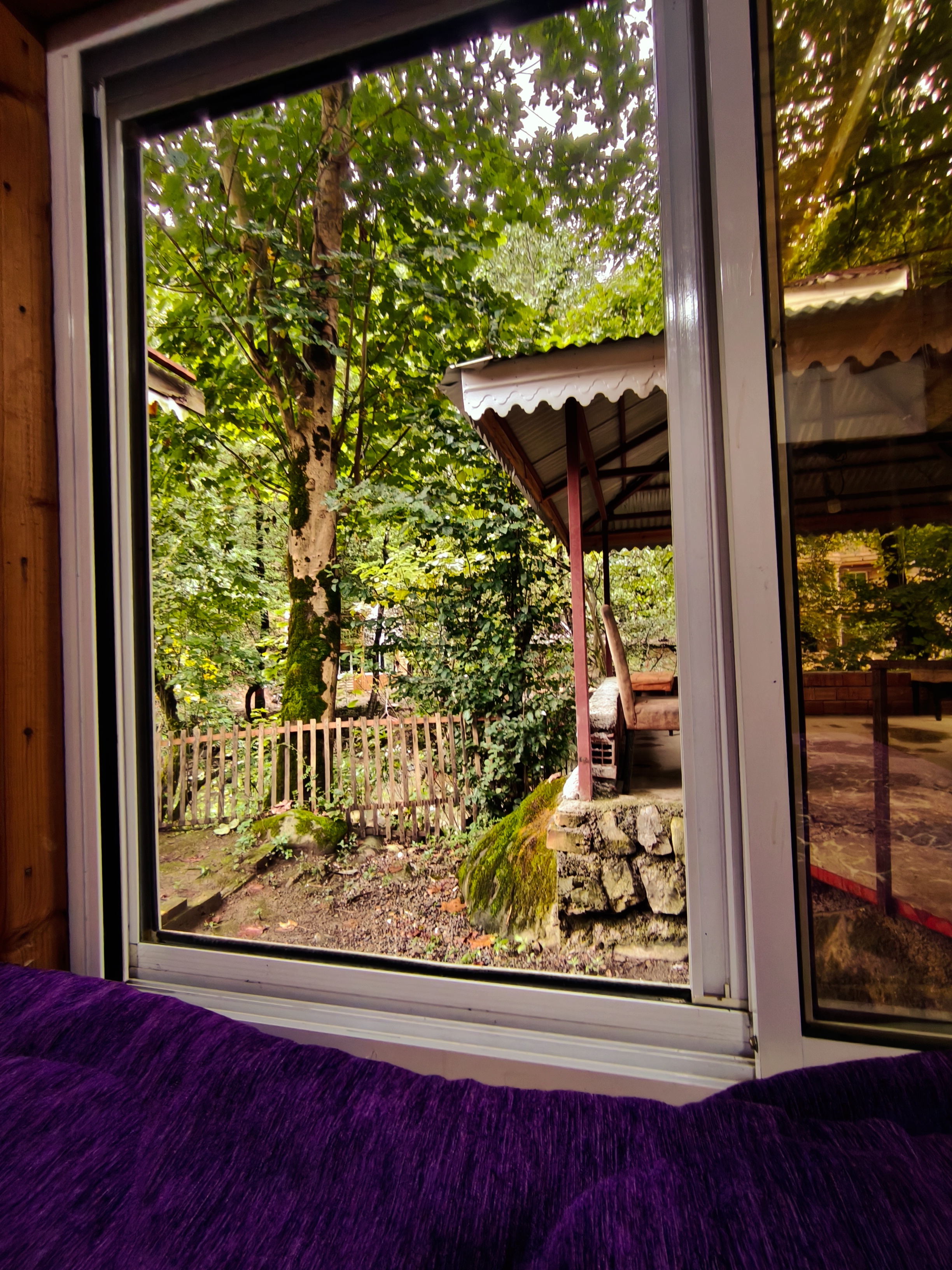 کلبه چوبی منصور