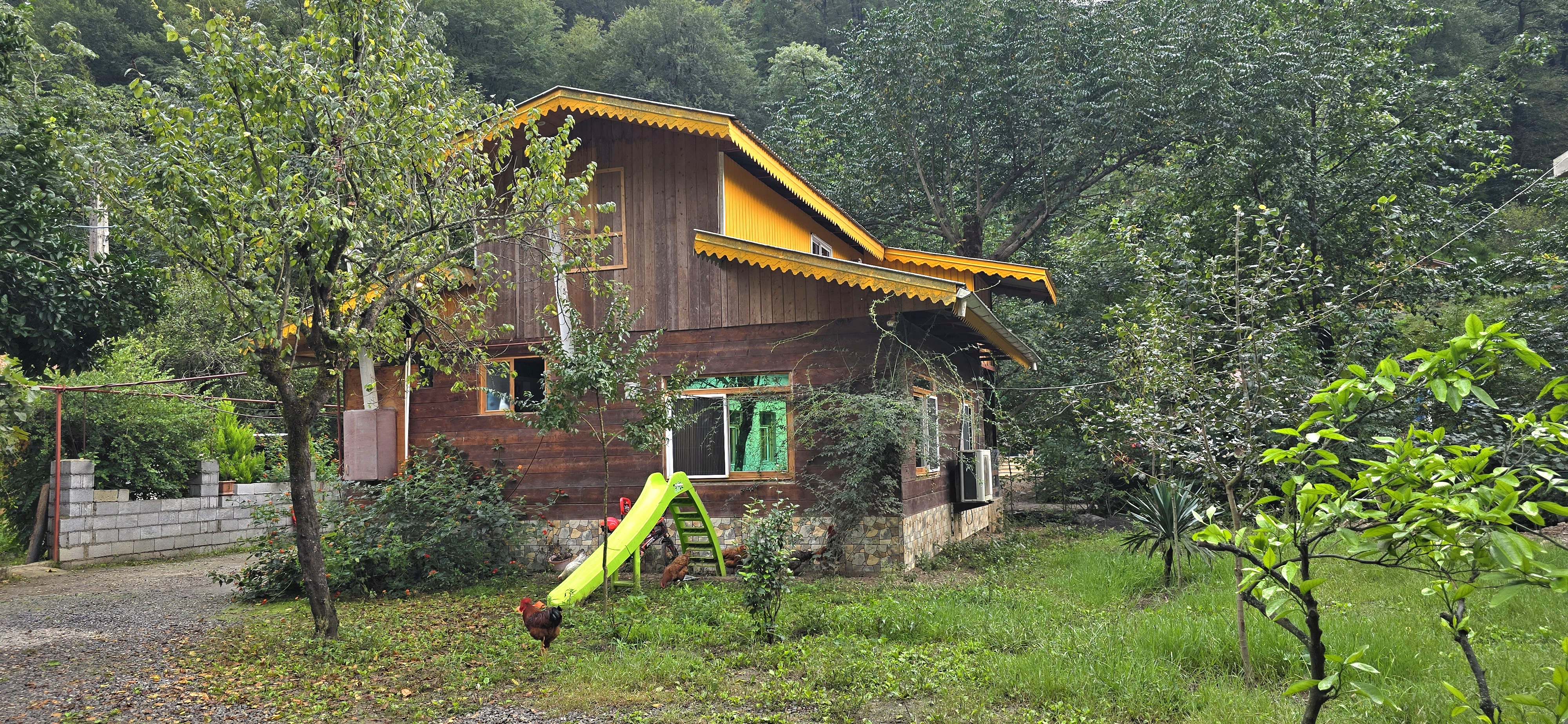 کلبه چوبی آتیلا