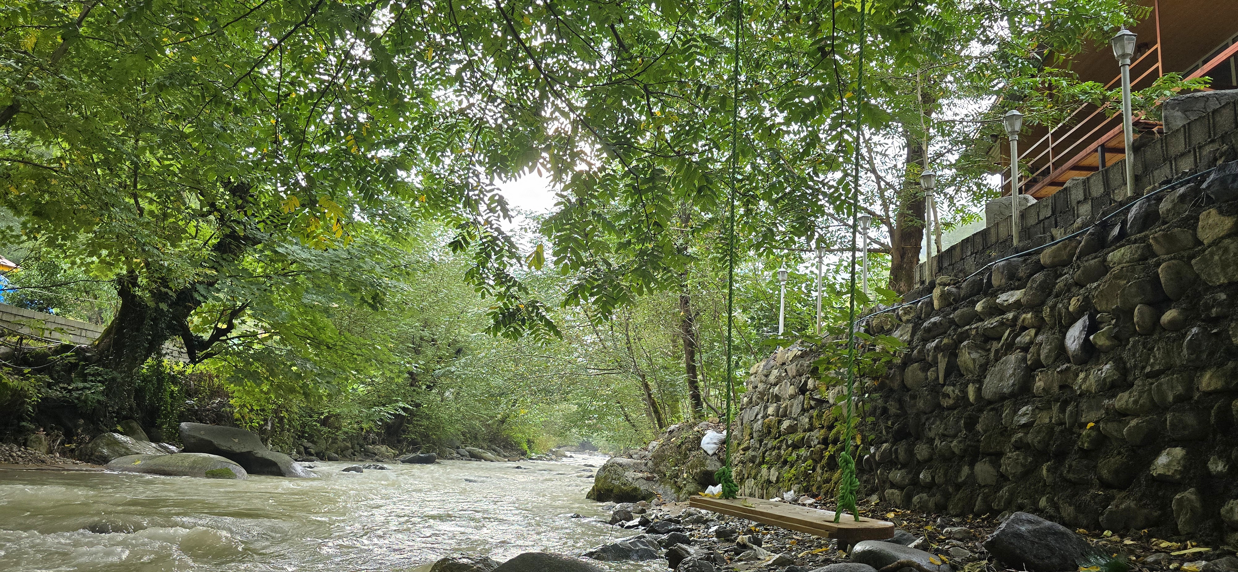 کلبه چوبی آتیلا