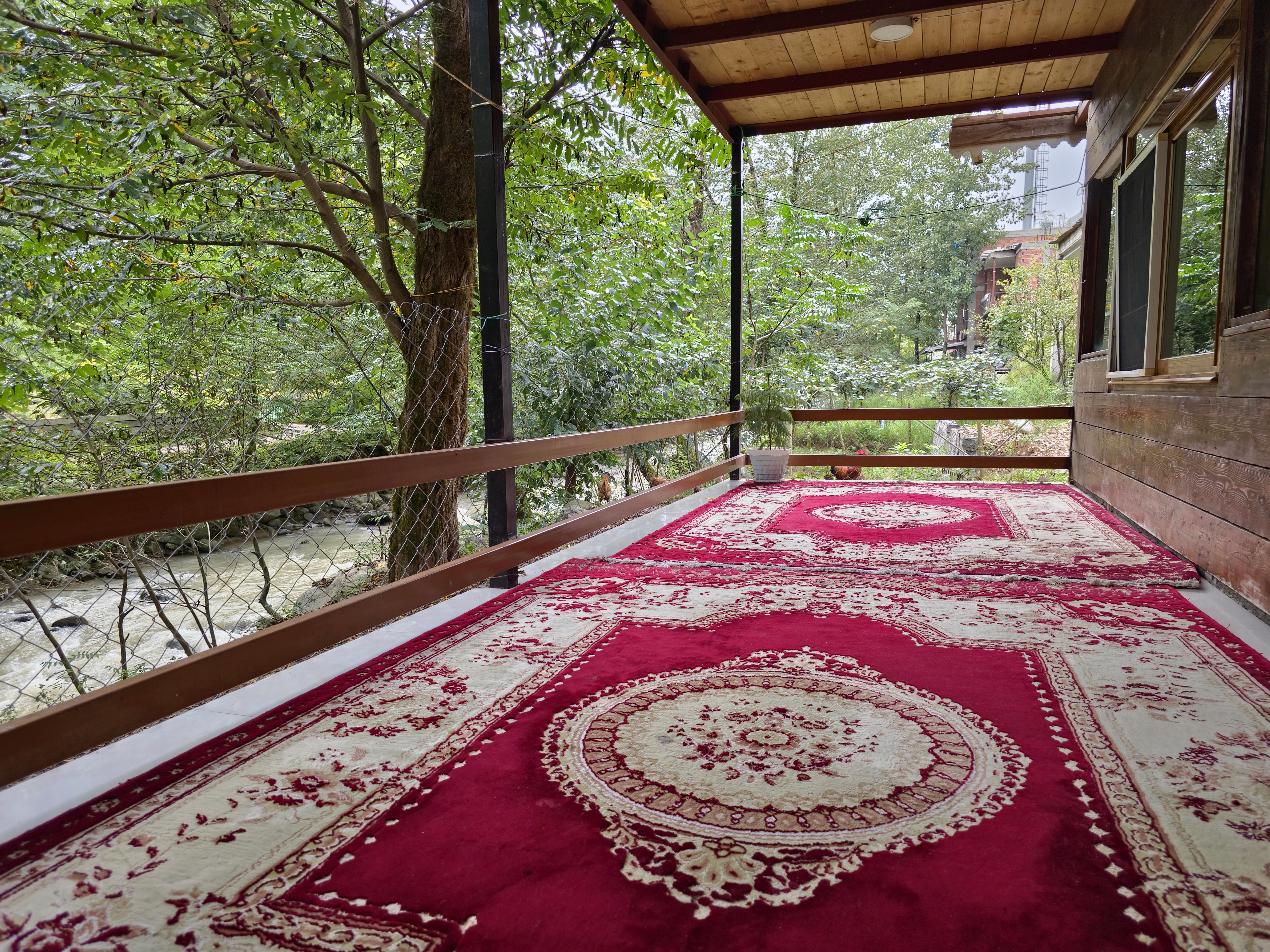 کلبه چوبی آتیلا