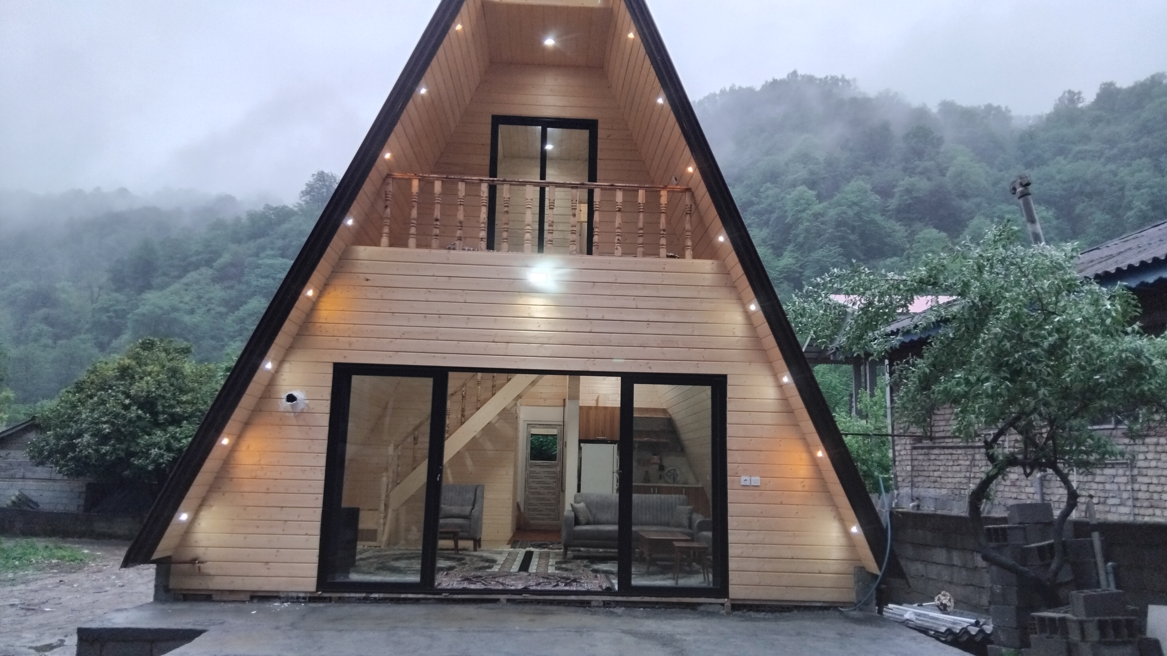 کلبه سوئیسی جنگلی