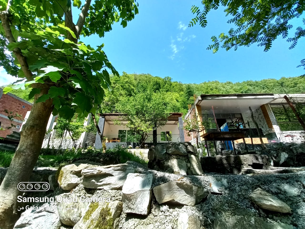 ویلا لب رودخانه دلوین