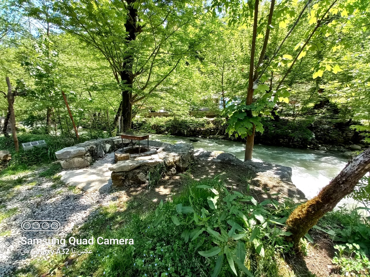 ویلا لب رودخانه دلوین