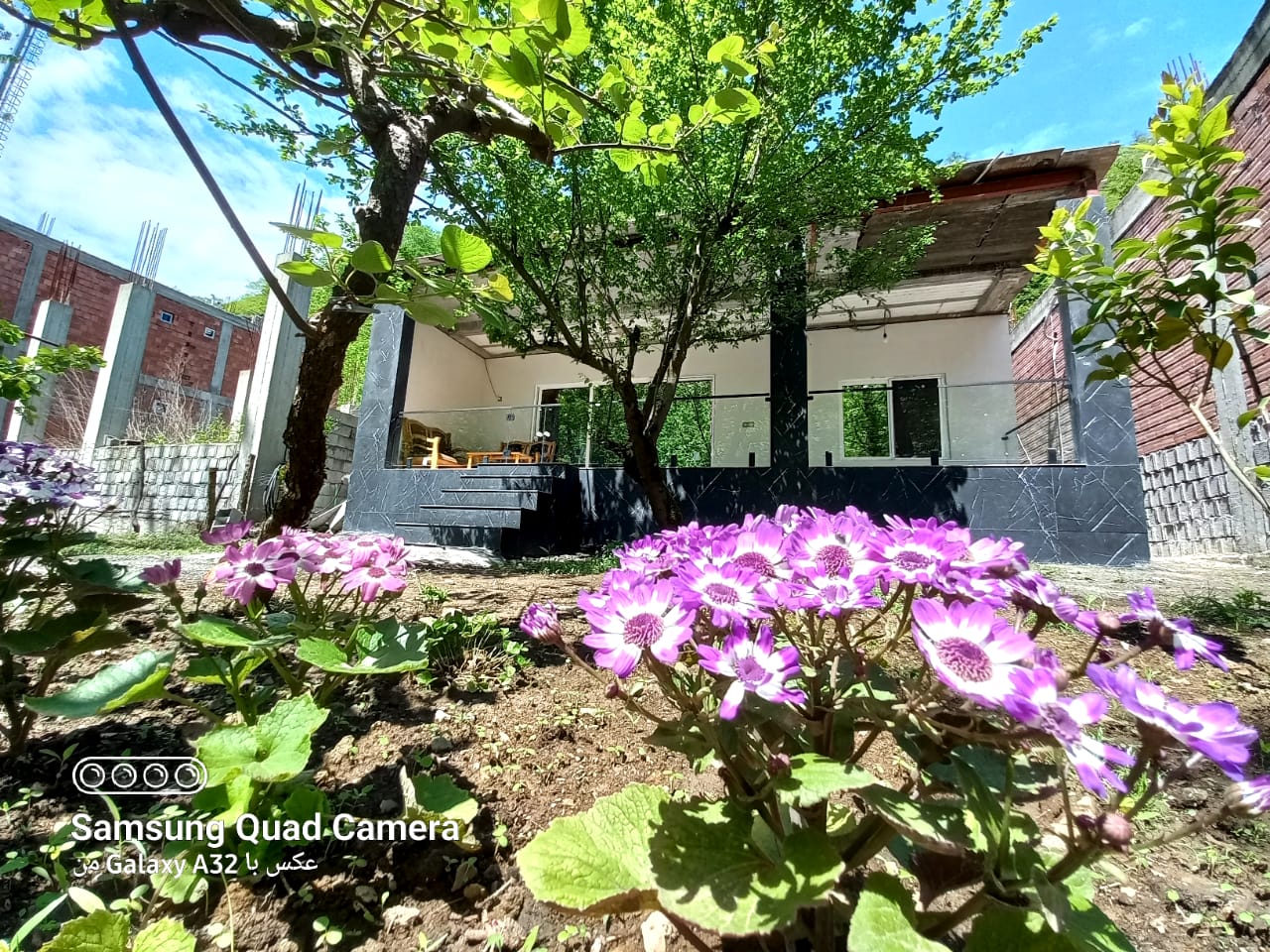 ویلا لب رودخانه دلوین